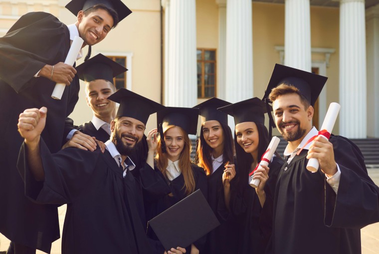 Últimos días para postular a las Becas OEA del 50% para másteres online