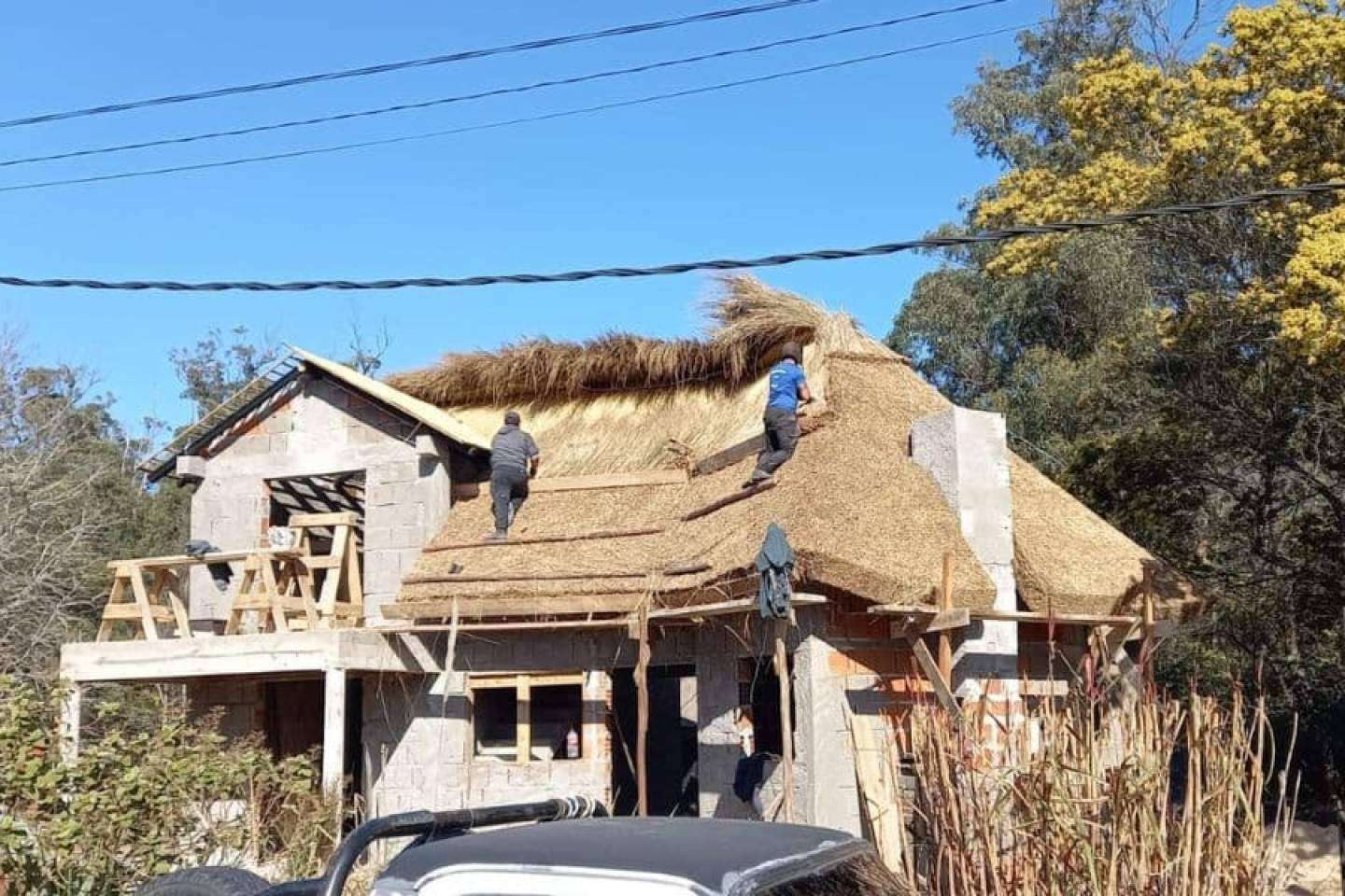 Estudio Pinares es una empresa constructora ubicada en Uruguay