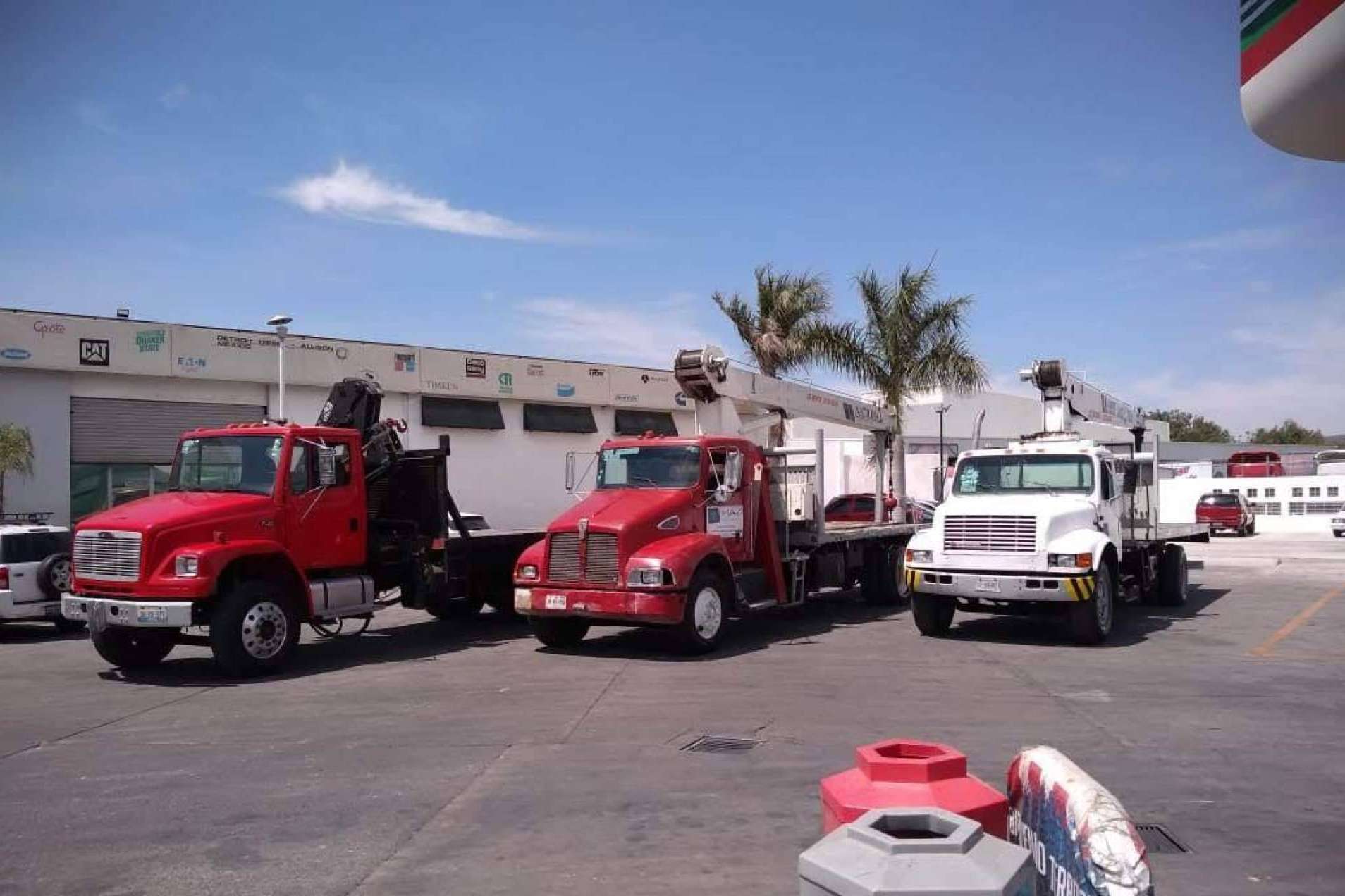Renta de grúas titán con los servicios de Grúas Industriales MAC