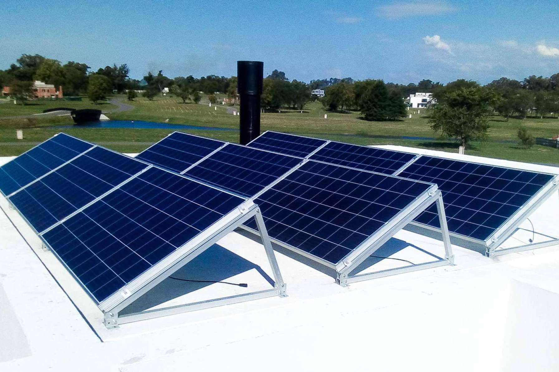 Energía del Futuro; sistemas fotovoltaicos como solución para el abastecimiento de energía eléctrica