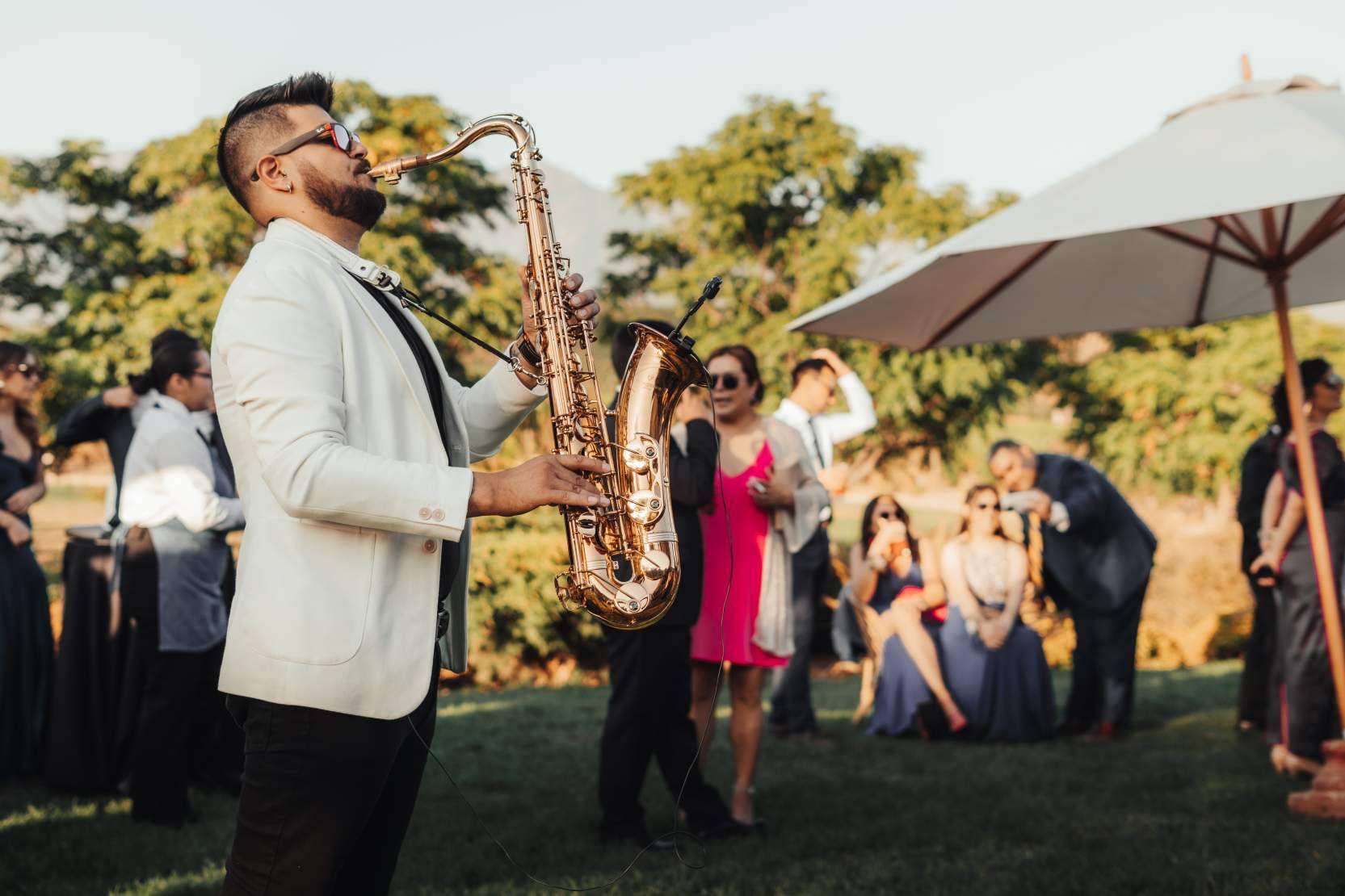 Las ventajas de contratar a un saxofonista para eventos