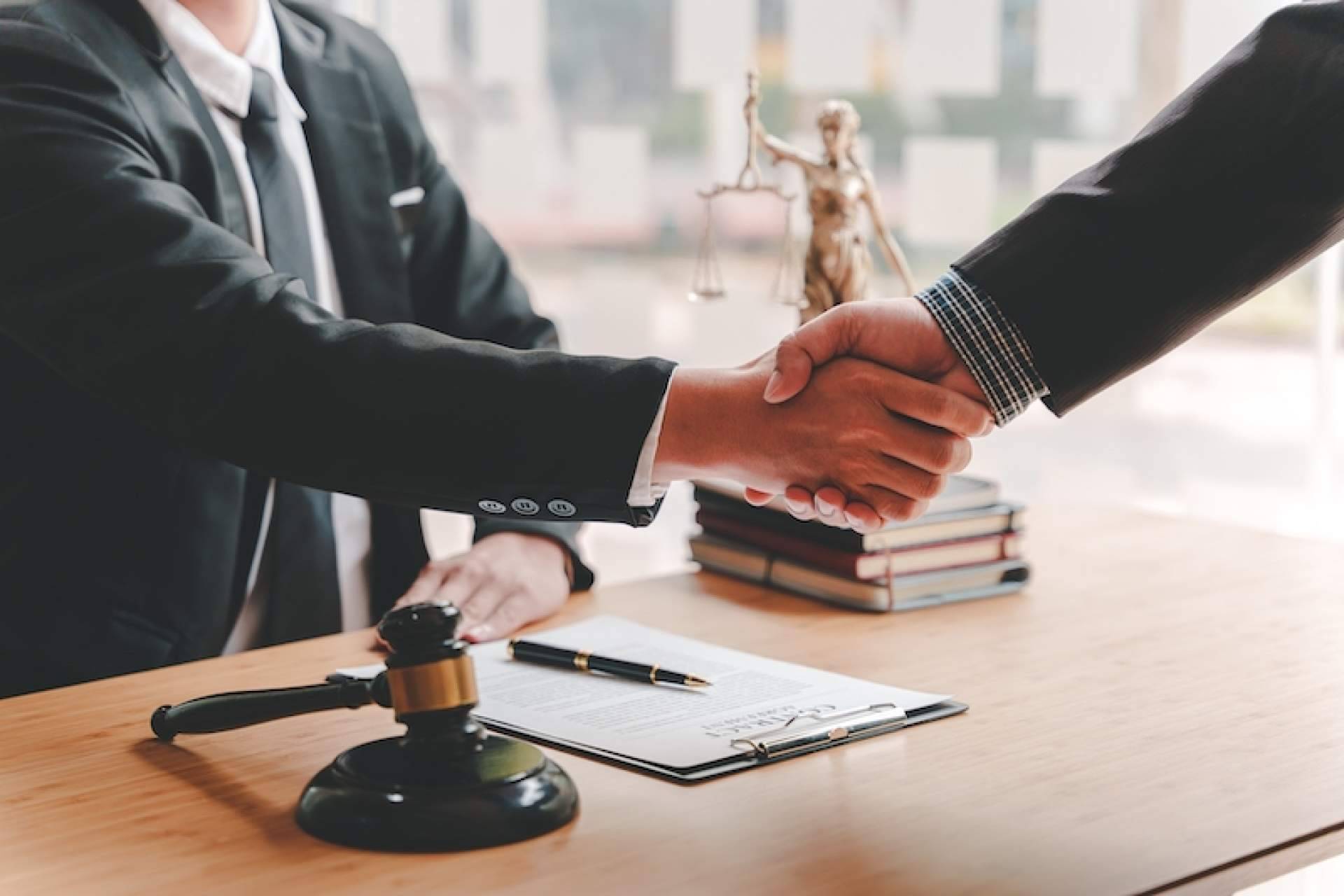 Panama Finance Law protege los intereses comerciales con asesoría legal para contratos y transacciones comerciales