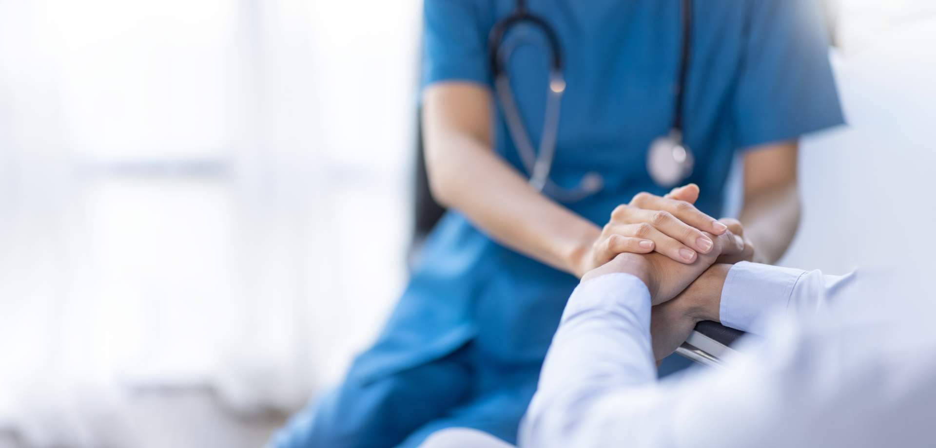 Clínica Express ofrece atenciones médicas y teleconsultas en español y inglés