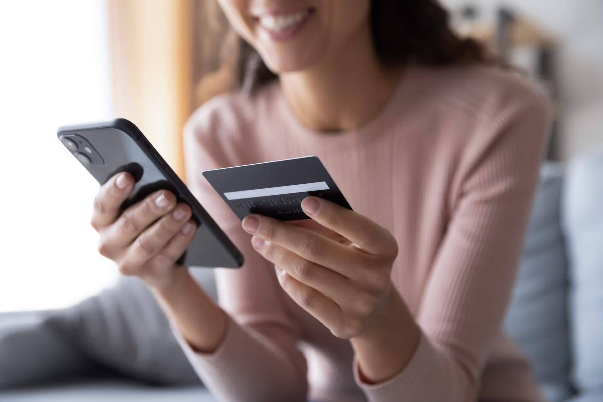 Pagos seguros con MaJu Pay; pagos para modelos, agencias y studios webcam